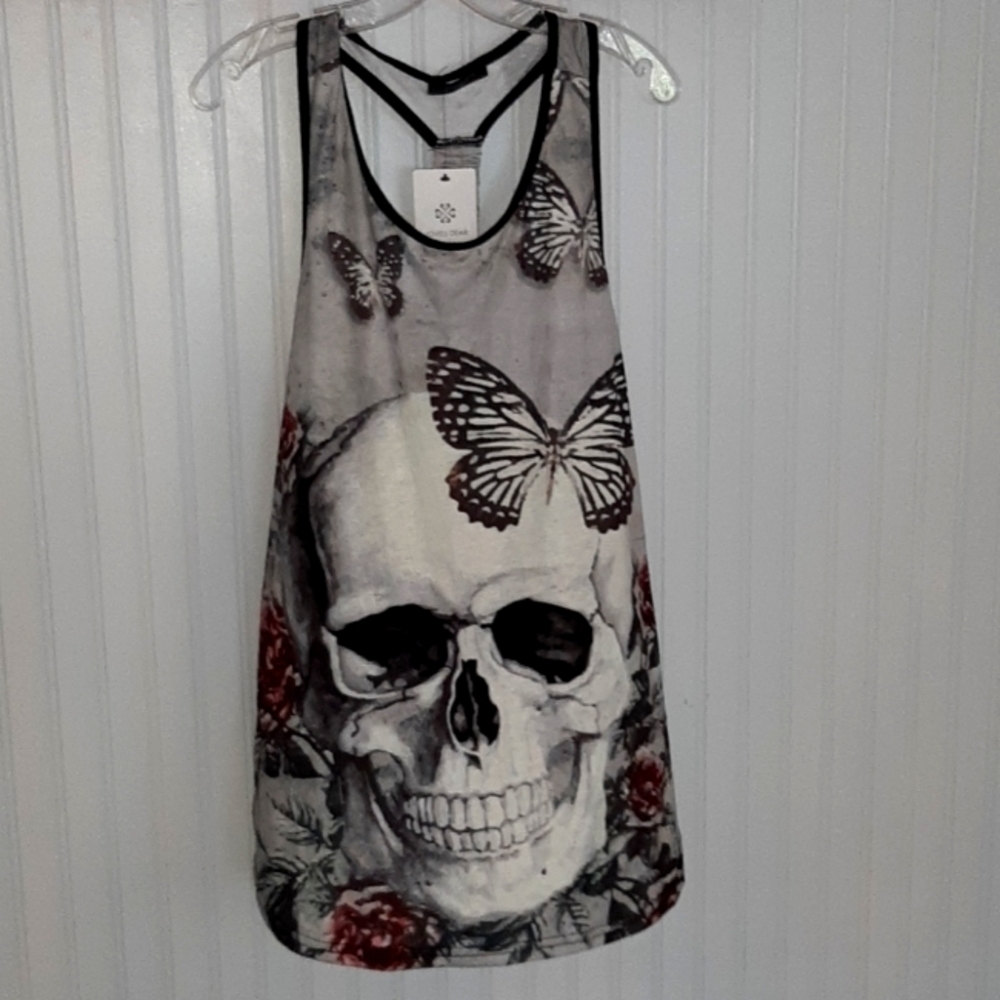 NWT Skull & Butterfly racerback tank XL ☠️🦋